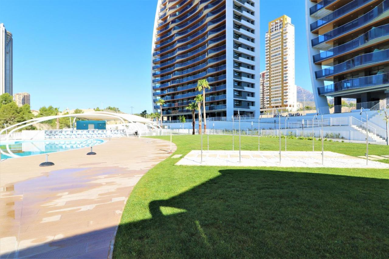 Sunset Waves 18-35 Poniente Beach Resort Benidorm Exteriör bild